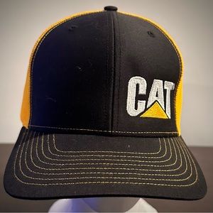 CAT Caterpillar trucker hat